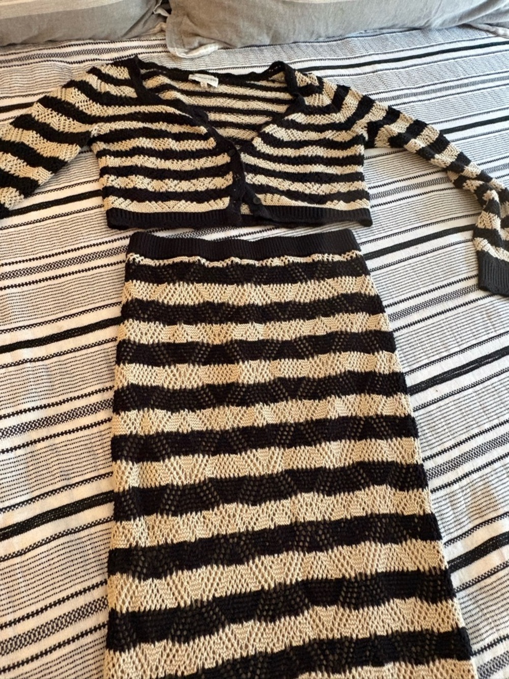 Freshman Black and Cream Striped Knit Set - Picture 2 of 7